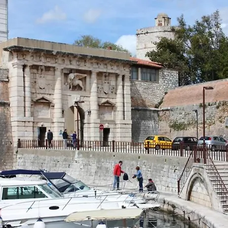 South Gate דירה *